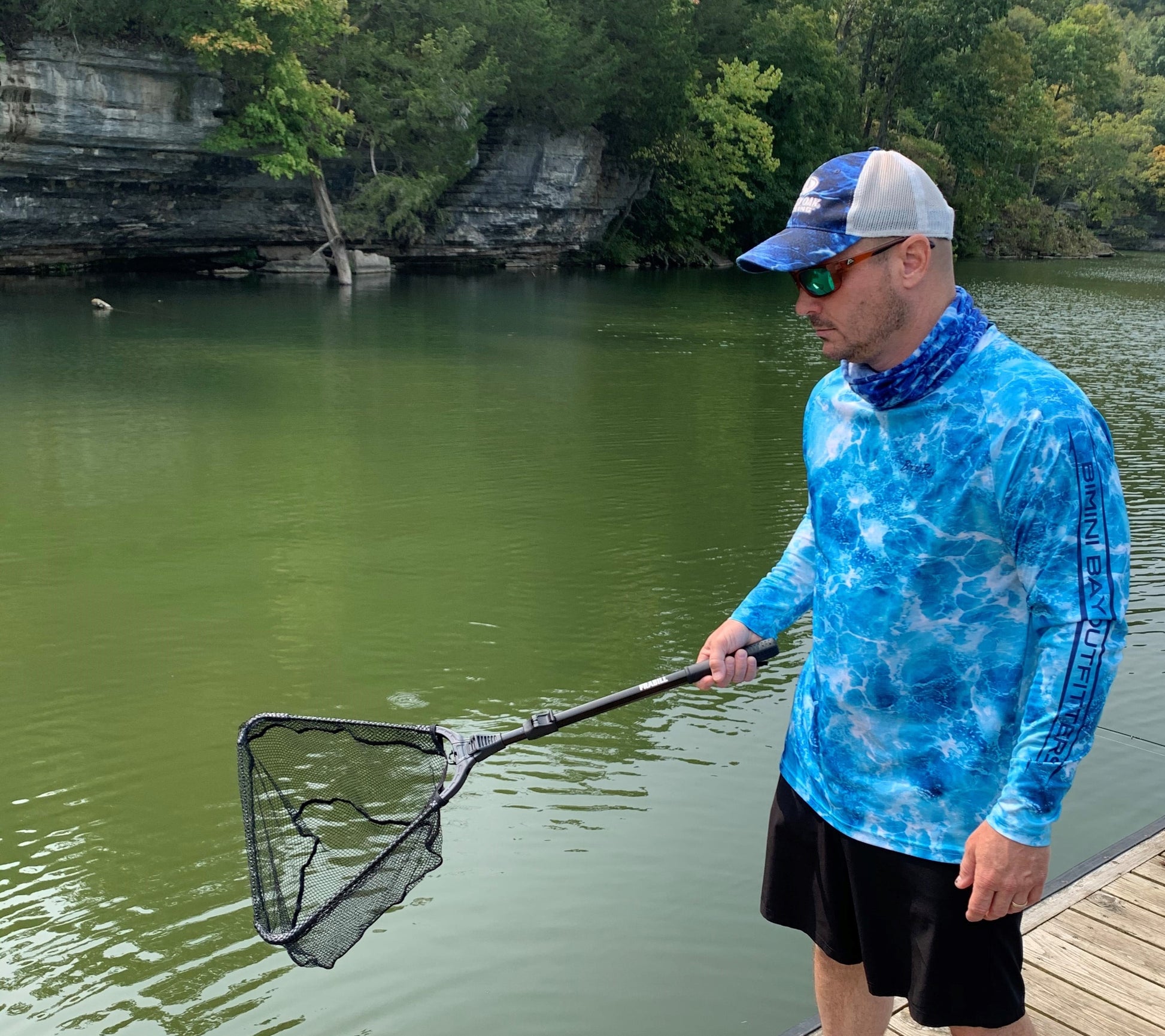 Collapsible Fishing Net with 16 x 14 Hoop and Black Transparent Mesh - Peak Performance Outfitters